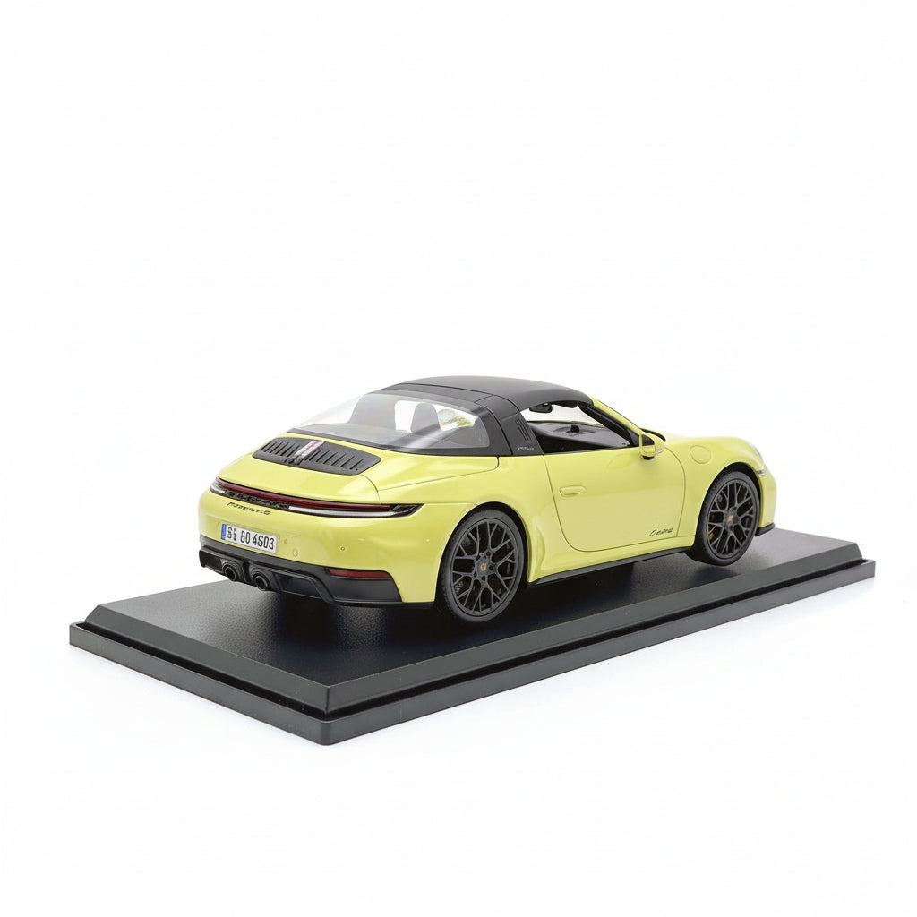 Porsche 911 (992.2) Targa 4 GTS Hybrid