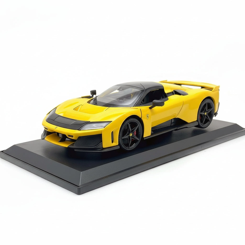 Ferrari F80 de Maisto a escala 1:18 color Amarillo