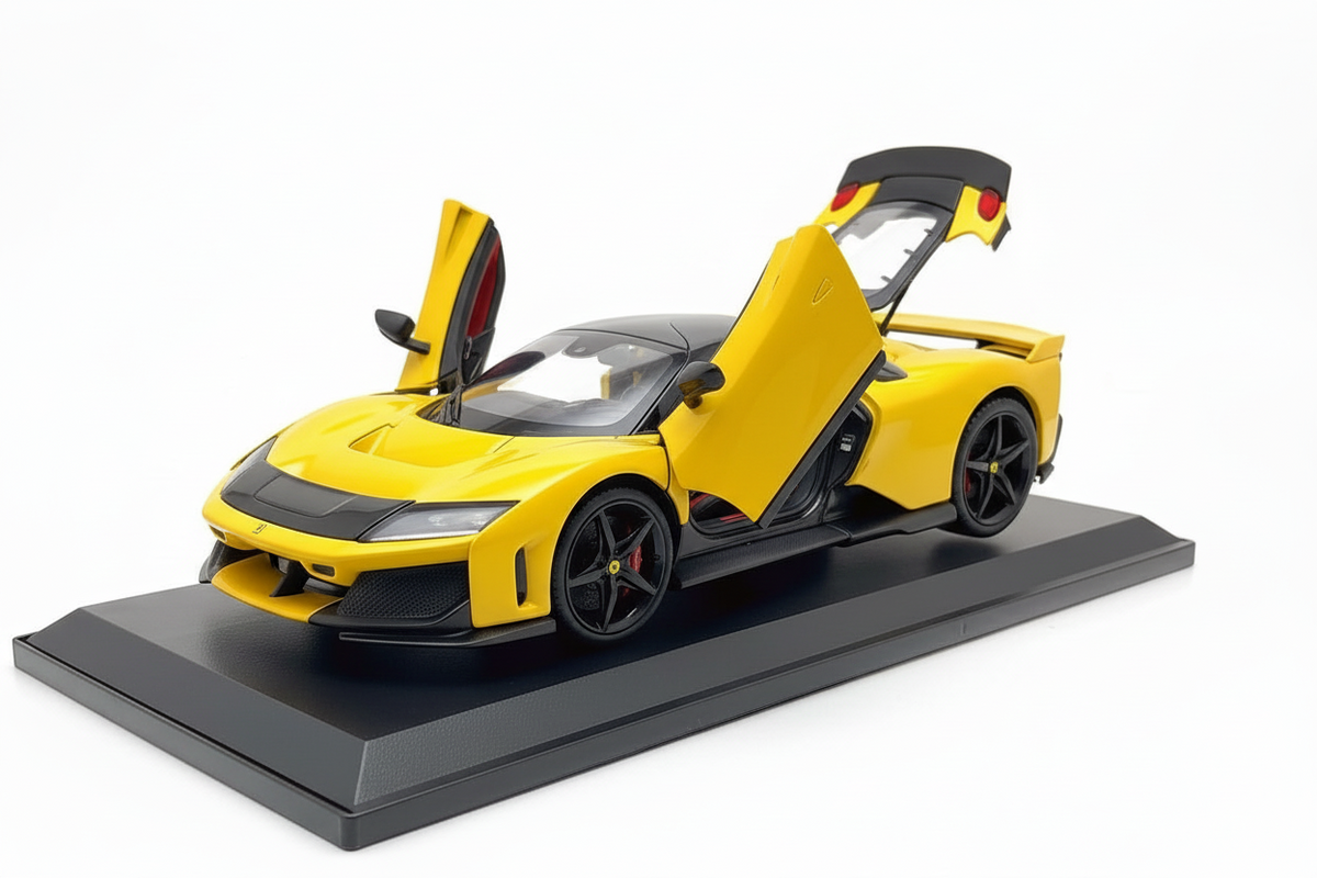 Ferrari F80 de Maisto a escala 1:18 color Amarillo